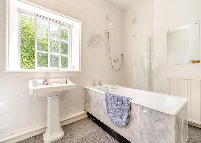 Belmont House * Hornby (Hambleton)