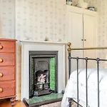 Holiday home Belmont House *